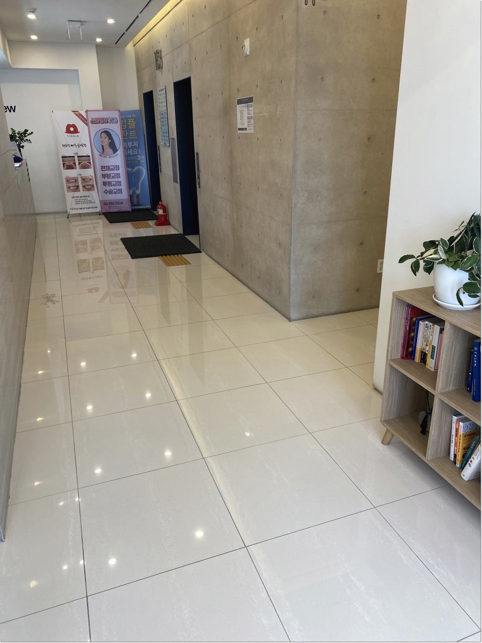 강남치과설측교정 만족스러운 결과 관련 이미지 14