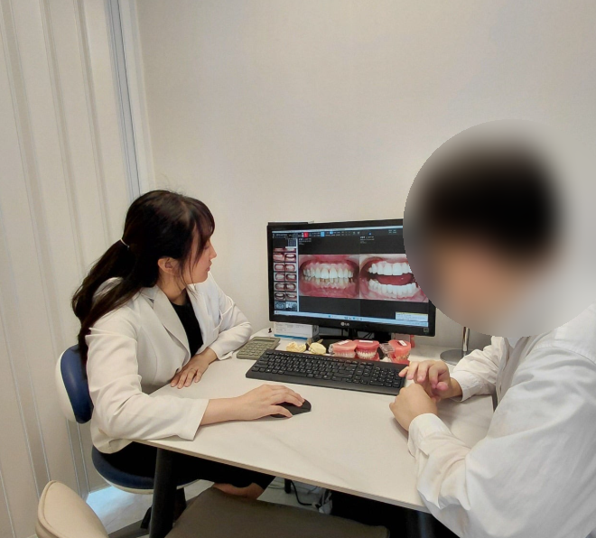 Why Do Front Tooth Veneer Prices Differ? Why You Shouldn’t Look Only at Minimal-Preparation & No-Preparation Options or the Cost per Tooth (Dongjak Veneers) image 5