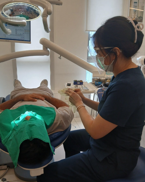 Comparing the Differences Before and After Scaling in Gangnam, and Precautions After the Procedure: A Dentist with 16 Years of Experience Explains Everything image 4