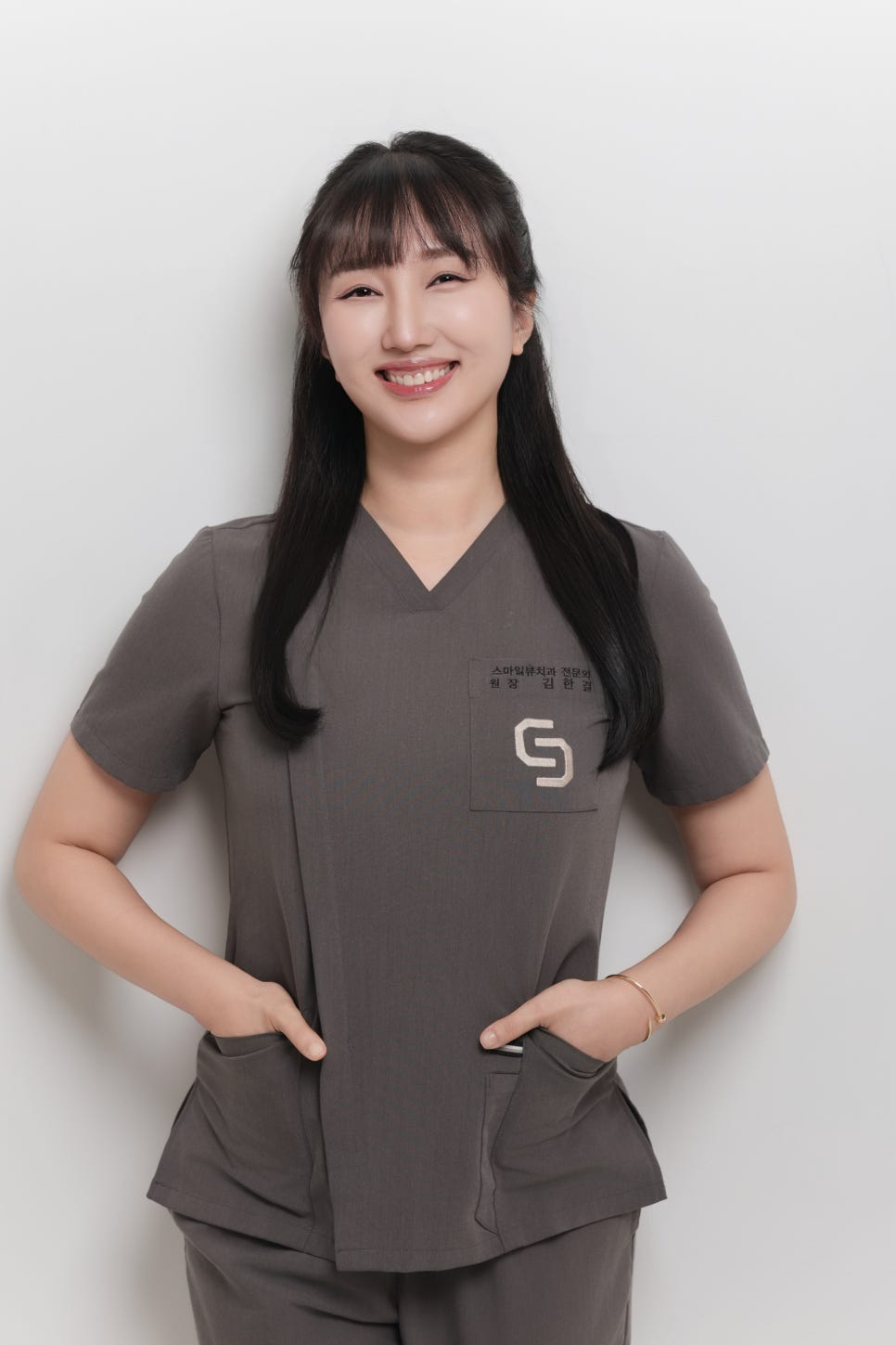 강남 치과 )치아미백 총정리- 아픈지, 얼마나 유지되는지, 얼마나 밝아지는지, 비용은 어느정도인지 관련 이미지 4
