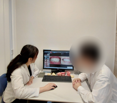 Bunny Teeth Laminate Veneers: Temporary Teeth Before and After—Are Two Front Teeth Enough? (Read This Before Worrying About Price/Cost) image 5