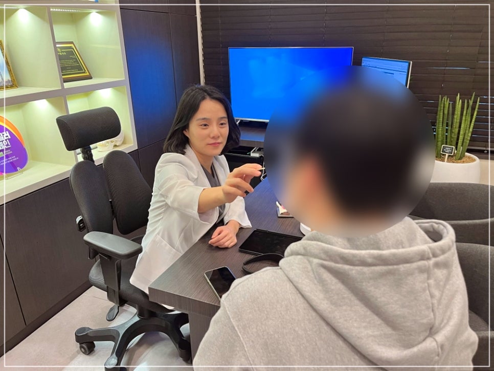 Myths and Facts About Under-Eye Fillers, Explained by a Gangnam Dermatology Director image 5