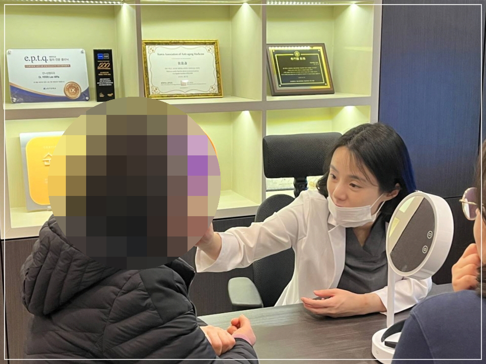 Causes and Prevention of Lip Filler Side Effects Such as Visibility, Lumps, and Asymmetry: A Dermatology Director’s Candid Advice image 7