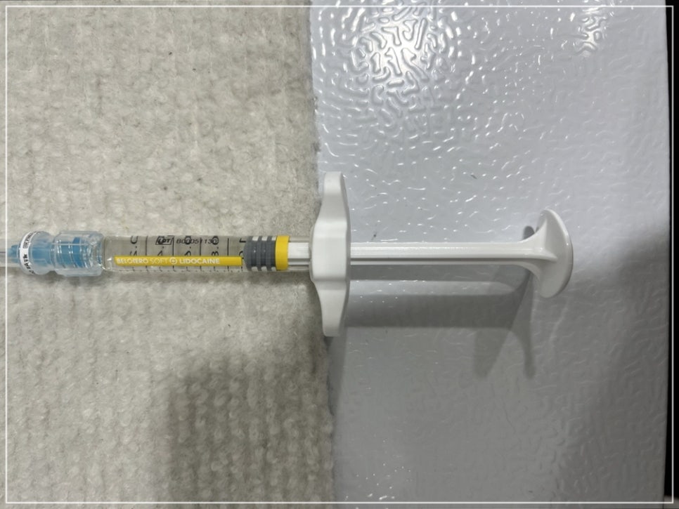 Myths and Facts About Under-Eye Fillers, Explained by a Gangnam Dermatology Director image 6