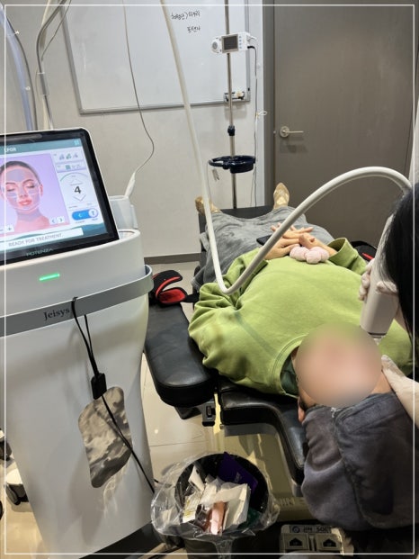 How to Reduce Pores in Gangnam: The Real Effect of Potenza Pumping Tip for Nose Pores, Explained by a Dermatology Clinic Director image 11