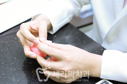 토끼이빨 교정 잘하는곳 강남 세라믹치과! 관련 이미지 5