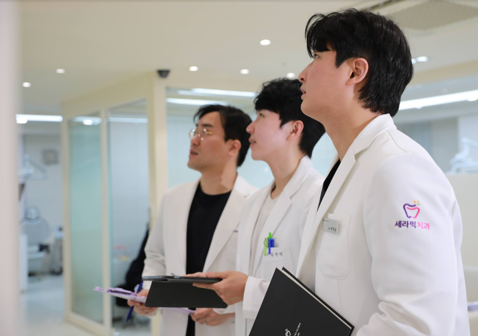 청담 치과, 양치할 피가 섞여 나온다면 - 치주염 관련 이미지 6