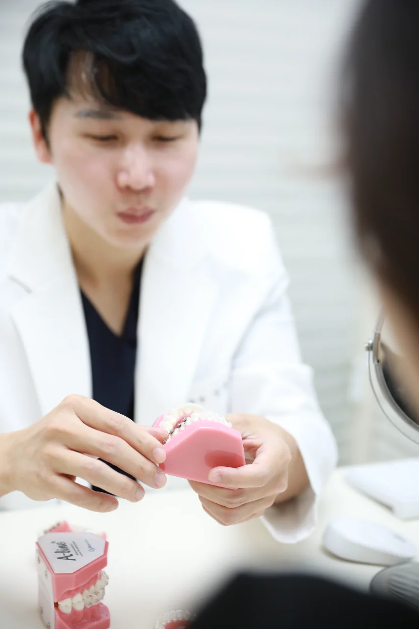 자가결찰 교정이란? 일반 교정과 차이점 총정리 관련 이미지 2
