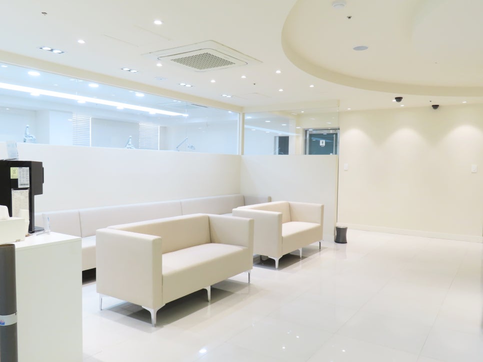 20대 돌출입교정, 무턱교정, 치아교정전후 세련된 얼굴 라인을 되찾다! 관련 이미지 4