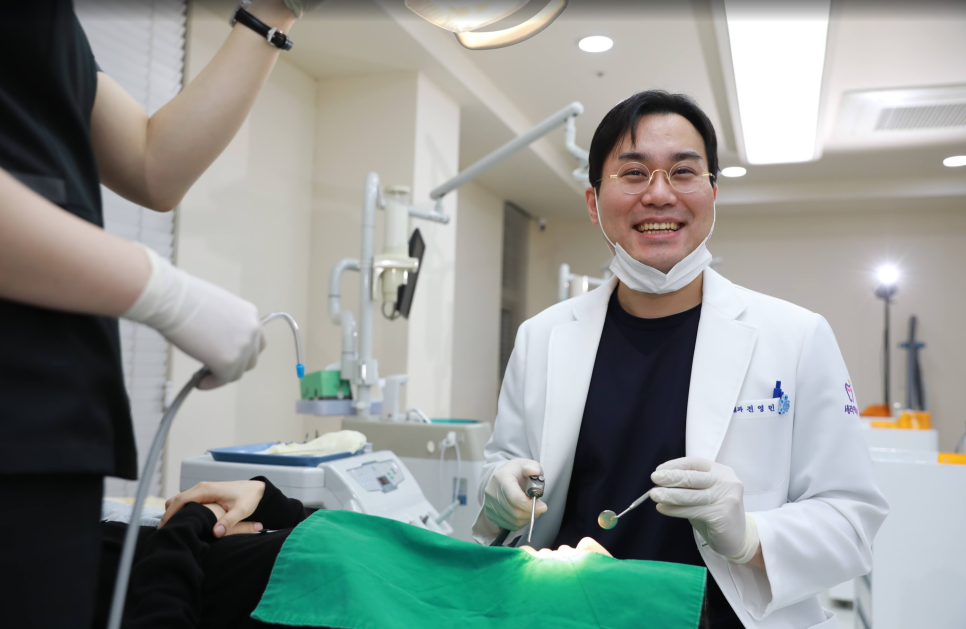 압구정 치과, 치과 치료를 미루면 안 되는 이유 관련 이미지 7