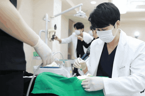 얼굴 비대칭, 꼭 수술해야 할까? 원인별 치료 가이드 관련 이미지 4