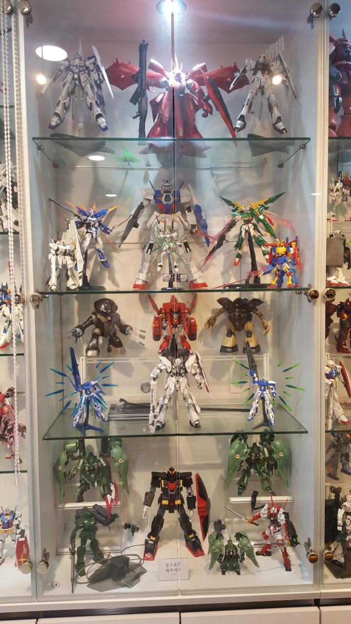 구밑에후기보고 건담이 이색적인 삼둥이치맥카페 다녀왔네요~ 관련 이미지 13