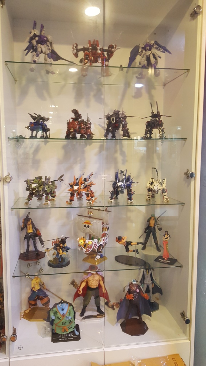 구밑에후기보고 건담이 이색적인 삼둥이치맥카페 다녀왔네요~ 관련 이미지 5