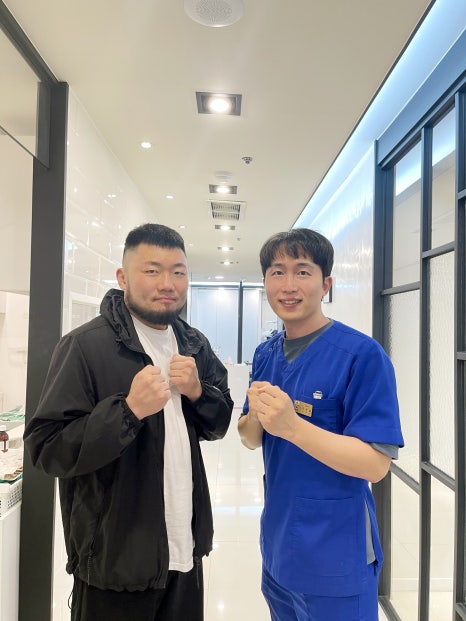 종합격투기 선수 박문호님이 서울센텀치과에 방문해 주셨어요~ 관련 이미지 2