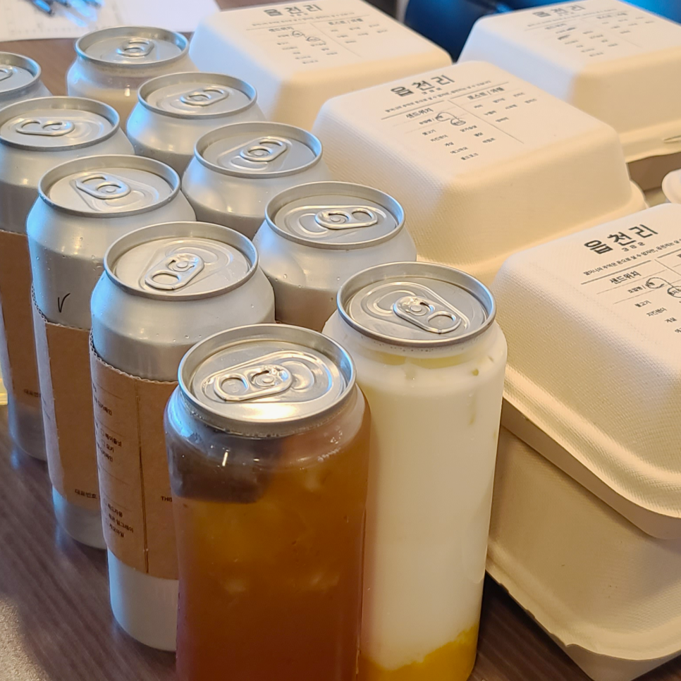 샌드위치와 음료를 맛있게 먹는 타임을 가져보았습니다! 관련 이미지 3